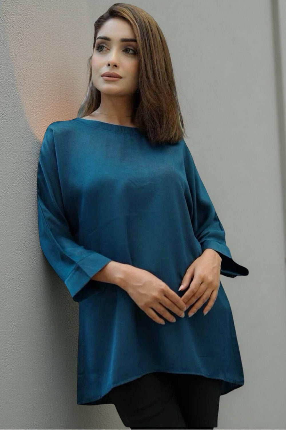 Three-quarters Sleeve Tops