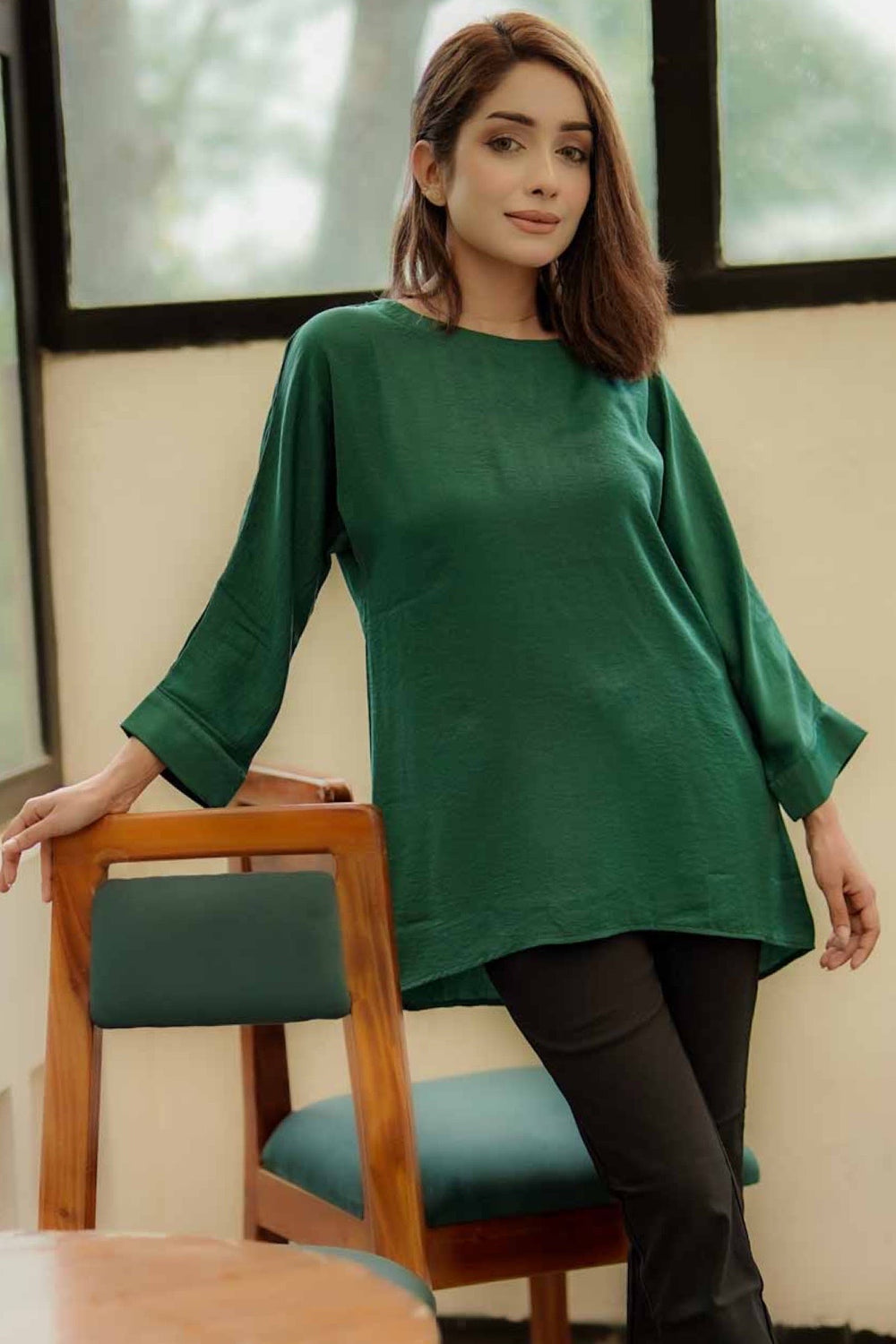 Three-quarters Sleeve Tops